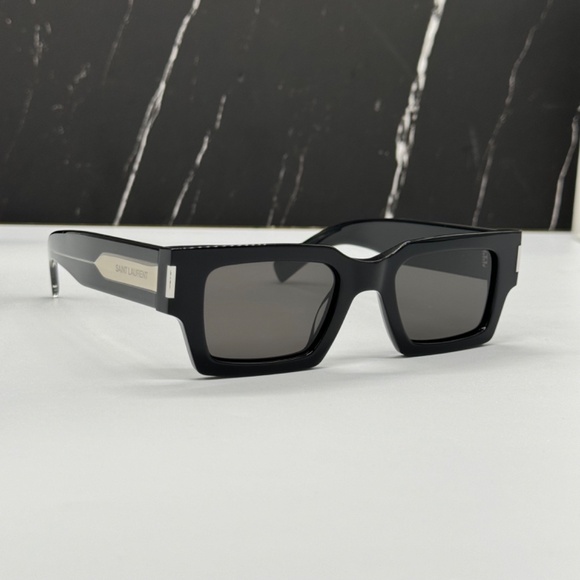 NEW SL572 001 SAINT LAURENT UNISEX BLACK SQUARE SUNGLASSES SL 572 001 - Picture 1 of 12